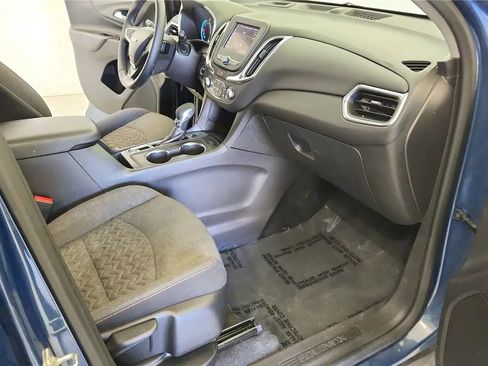 Used 2024 Chevrolet Equinox LT w/ LPO, Floor Liner Package FWD image 35