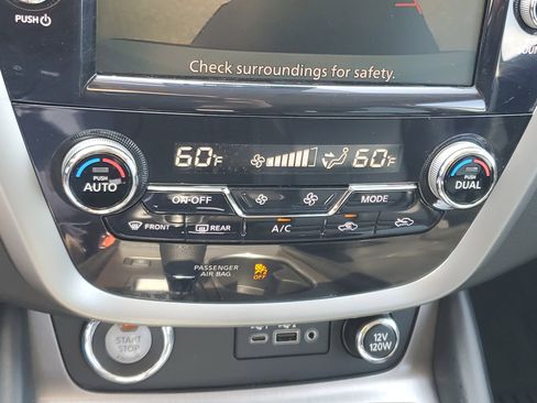 Used 2022 Nissan Murano SV w/ SV Midnight Edition Package image 25