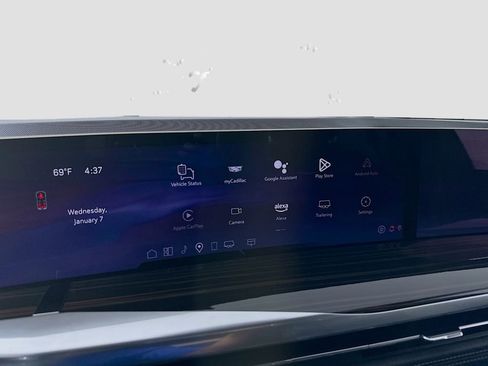 Used 2025 Cadillac Escalade Luxury image 14