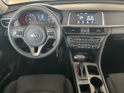 Used 2018 Kia Optima LX FWD image 12
