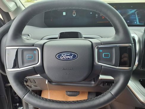 New 2026 Ford Expedition Max Platinum AWD/4WD image 25