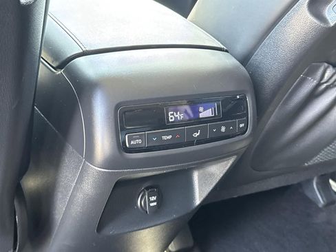 Used 2023 Hyundai Palisade SEL image 26