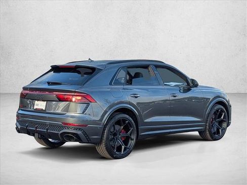 New 2026 Audi RS Q8 performance image 2