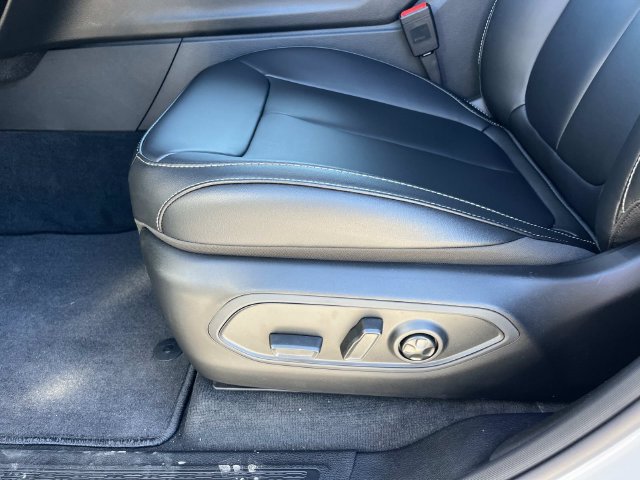 New 2027 Jeep Grand Cherokee Limited AWD/4WD image 23