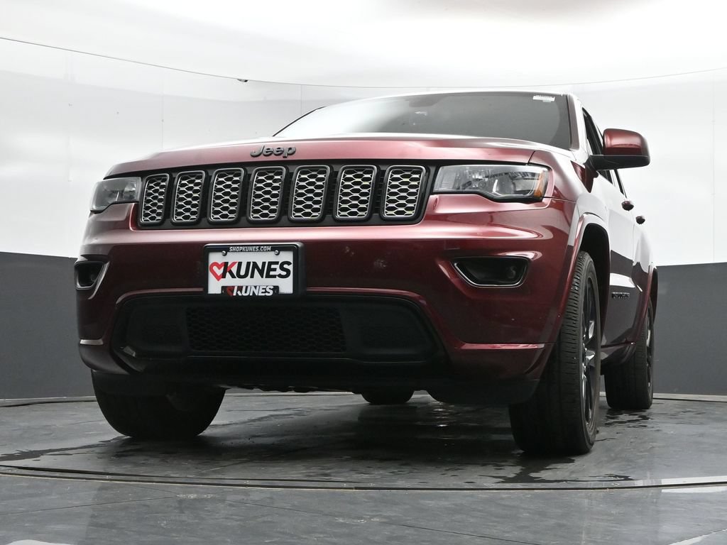 Used 2020 Jeep Grand Cherokee Altitude AWD/4WD image 45