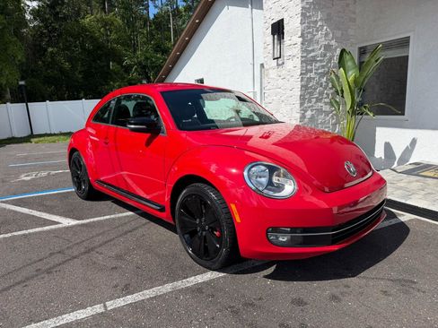 Used 2012 Volkswagen Beetle Turbo FWD image 17