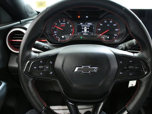 Used 2024 Chevrolet Trax RS w/ Driver Confidence Package image 14