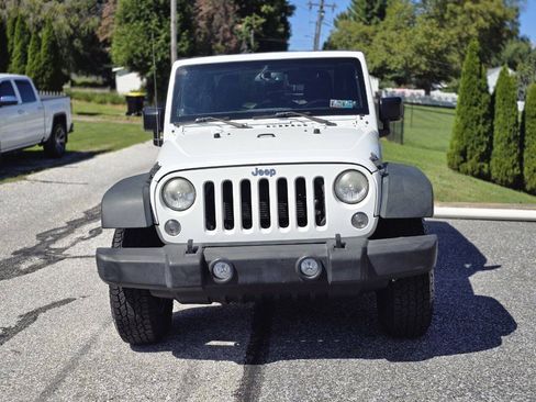 Used 2014 Jeep Wrangler Sport w/ Quick Order Package 24S AWD/4WD image 10