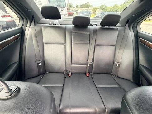 Used 2012 Mercedes-Benz C 250 Sedan w/ Comand Single Disc Pkg image 12