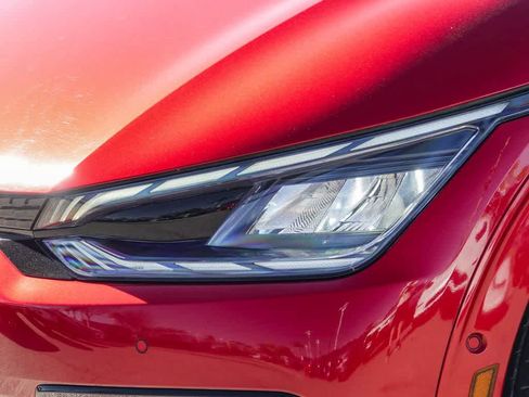 Used 2023 Kia EV6 GT-Line w/ GT-Line Suede Seat Package image 8