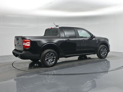New 2026 Ford Maverick XLT image 25