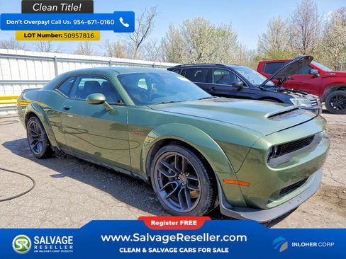 Used 2021 Dodge Challenger R/T Scat Pack RWD image 5