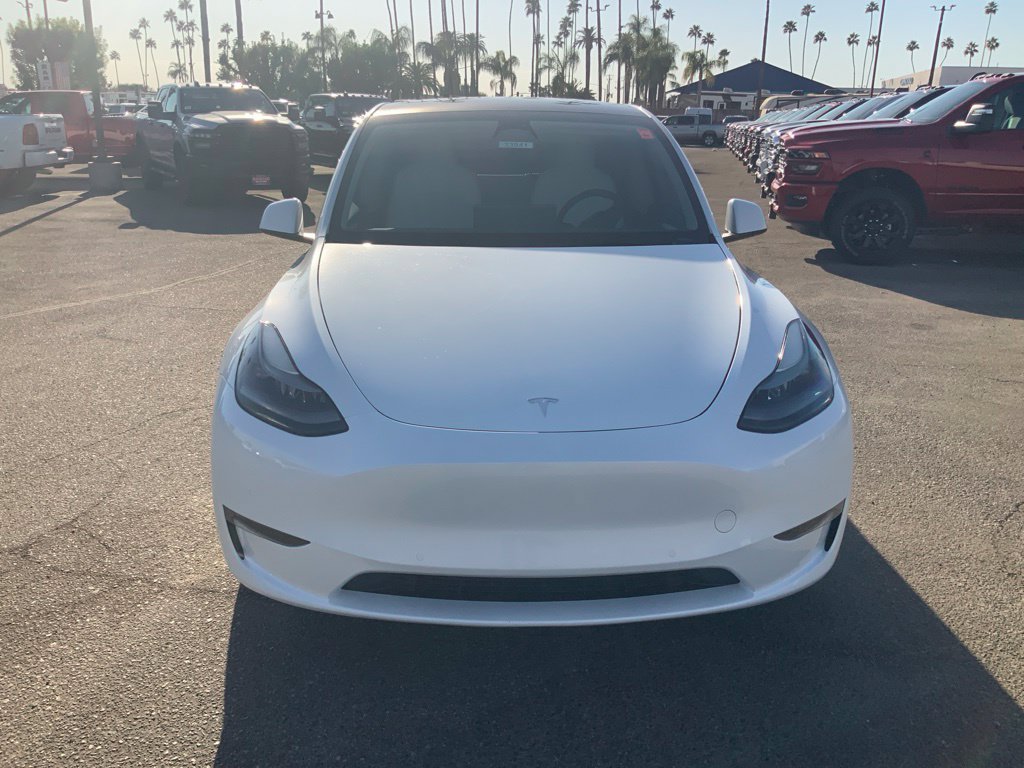 Used 2022 Tesla Model Y Performance AWD/4WD image 2