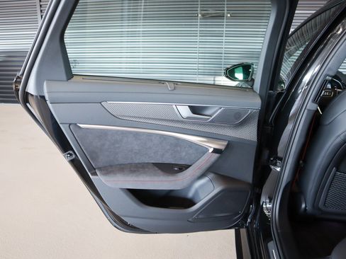 New 2026 Audi RS 6 performance image 32