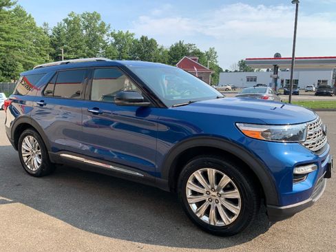 Used 2020 Ford Explorer Limited AWD/4WD image 3
