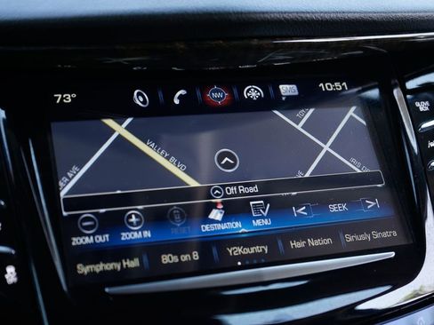 Used 2018 Cadillac Escalade ESV Premium Luxury image 34