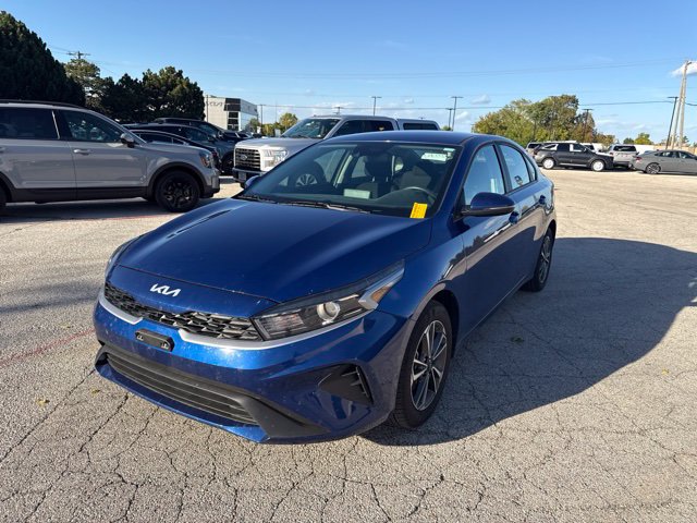 Used 2024 Kia Forte LXS w/ LXS Technology Package FWD image 7