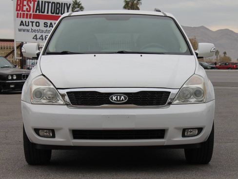 Used 2012 Kia Sedona EX w/ Luxury Pkg image 2