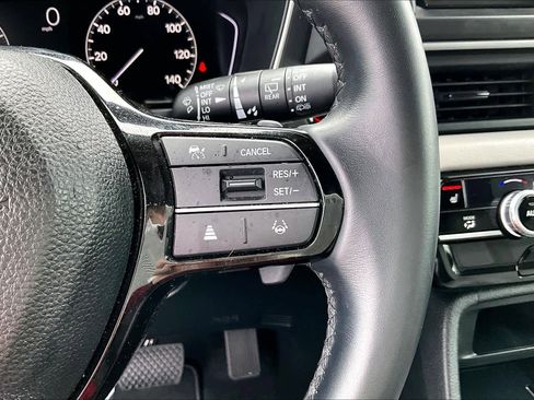 Used 2025 Honda Pilot EX-L image 22