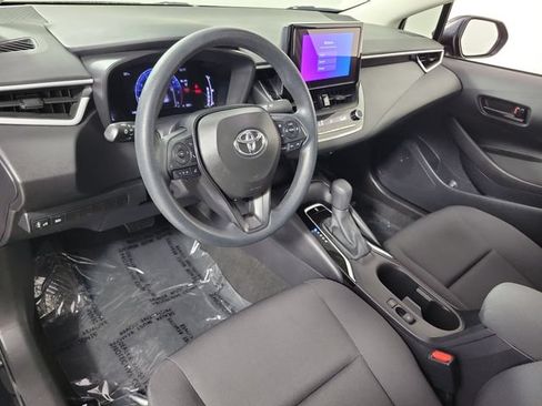 Used 2026 Toyota Corolla LE FWD image 18