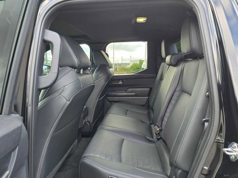 Used 2025 Toyota Tacoma TRD Off-Road w/ TRD Off Road Premium Package image 16