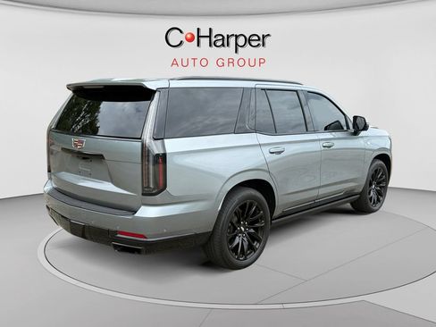 Used 2025 Cadillac Escalade Sport Platinum AWD/4WD image 3