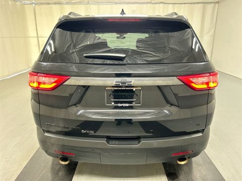 Used 2021 Chevrolet Traverse LT w/ LPO, Blackout Package image 21