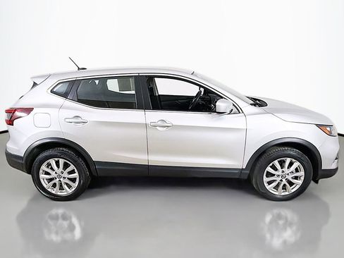 Used 2021 Nissan Rogue Sport S image 11