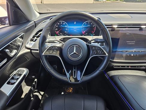 Used 2025 Mercedes-Benz E 350 4MATIC Sedan image 12
