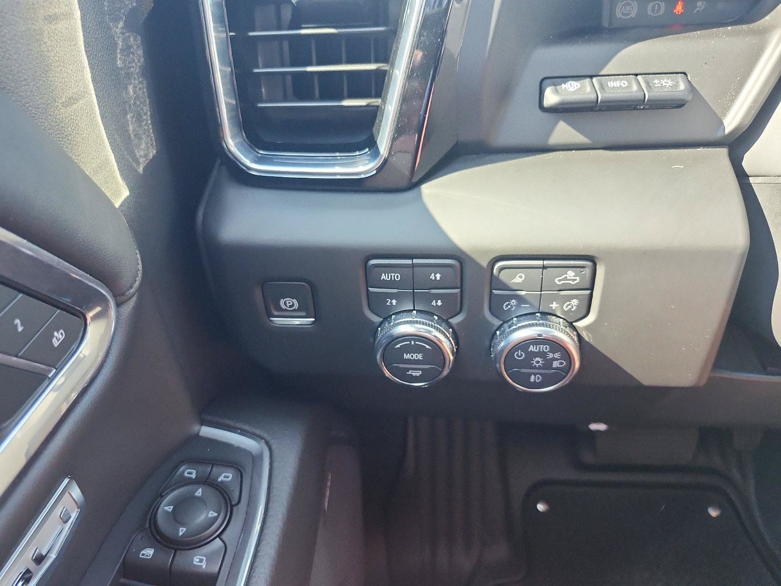 Used 2022 GMC Sierra 1500 Denali w/ Denali Reserve Package AWD/4WD image 22