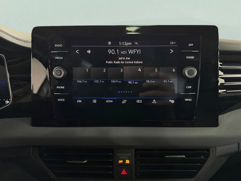 Certified 2025 Volkswagen Jetta SE image 14