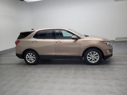 Used 2018 Chevrolet Equinox LT image 11