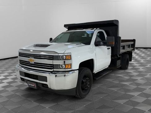 Used 2018 Chevrolet Silverado 3500 W/T w/ WT Convenience Package image 4