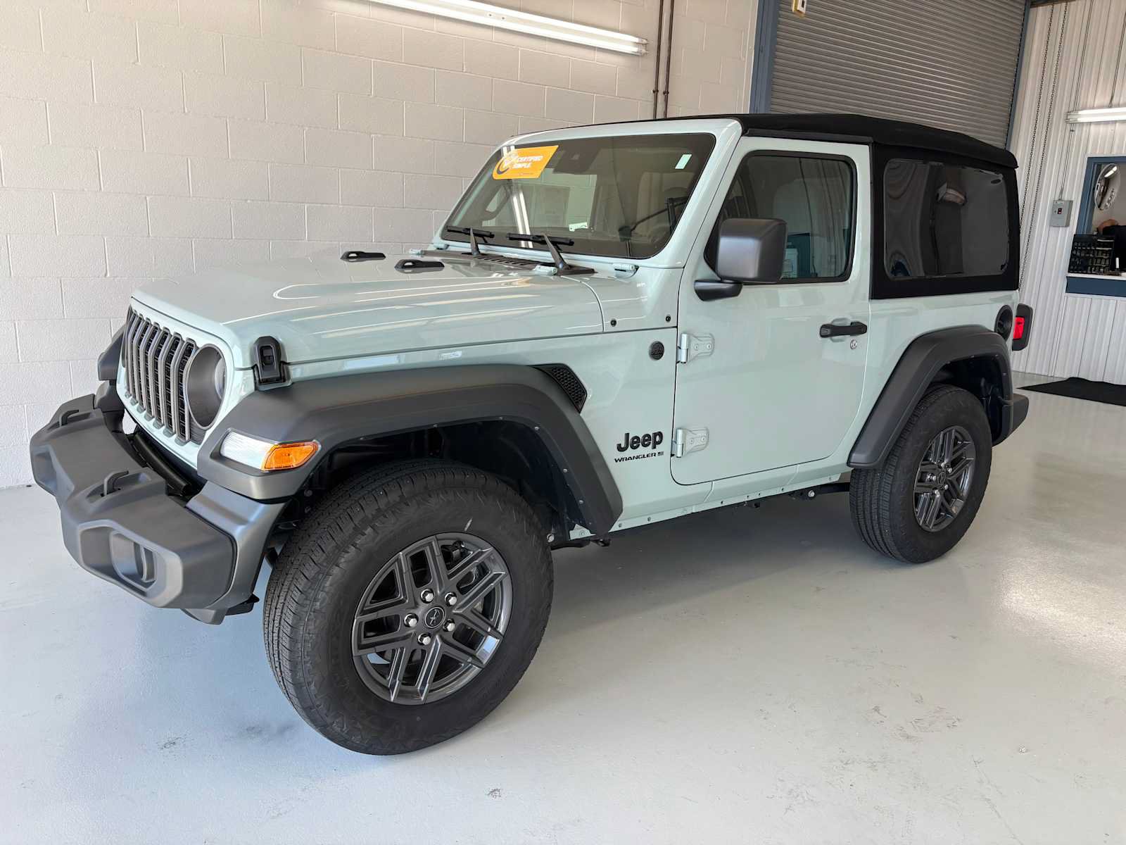 Used 2024 Jeep Wrangler Sport AWD/4WD image 2