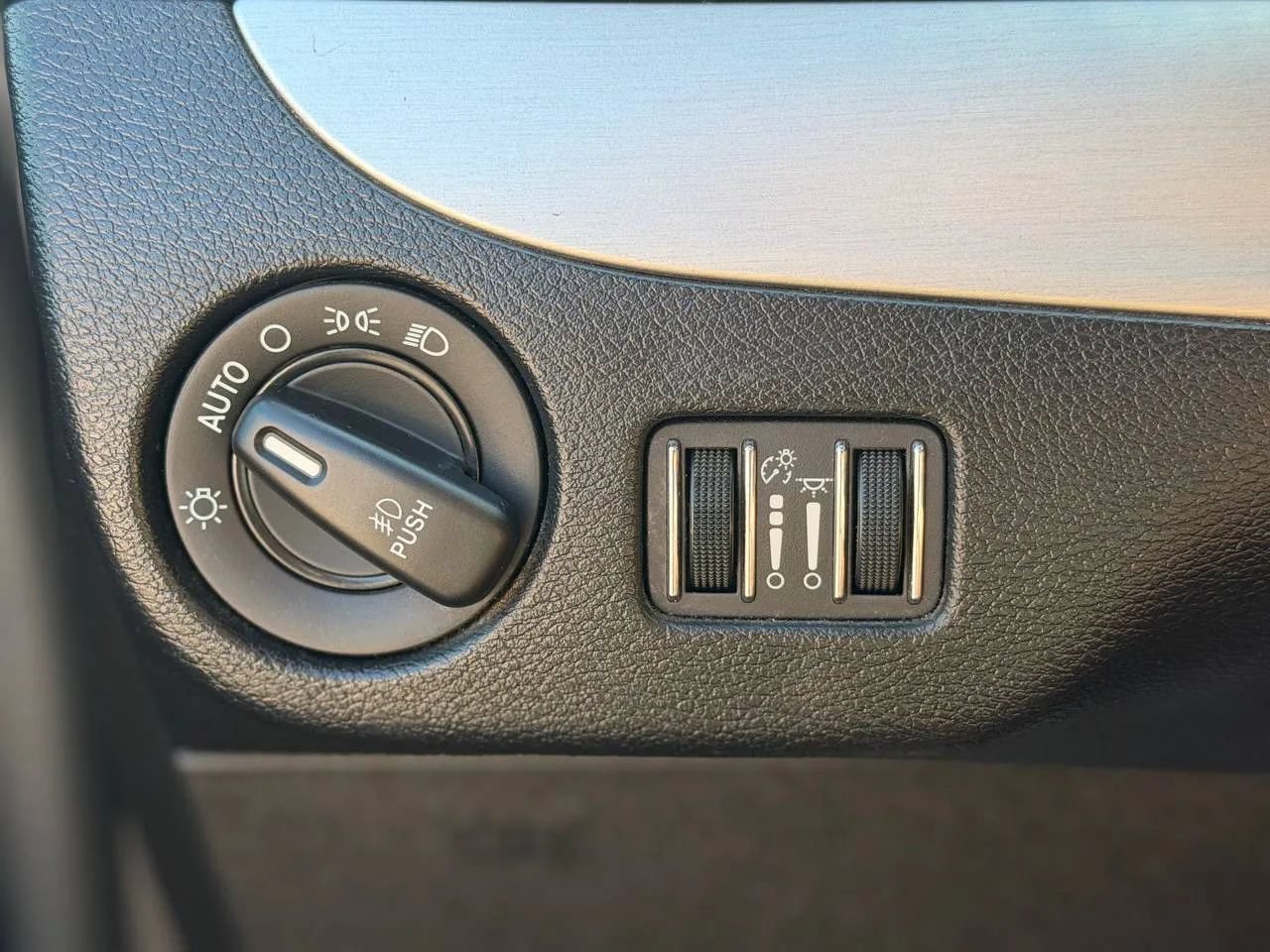 Used 2018 Dodge Grand Caravan GT FWD image 53