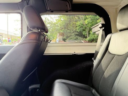 Used 2015 Jeep Wrangler Sahara AWD/4WD image 15