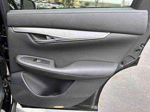Used 2023 INFINITI QX50 Luxe image 17