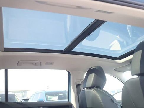 New 2026 Volkswagen Tiguan SE AWD/4WD image 22