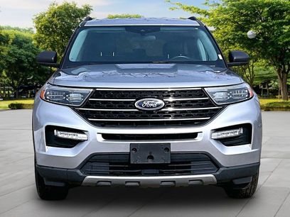Certified 2023 Ford Explorer XLT w/ Equipment Group 202A
