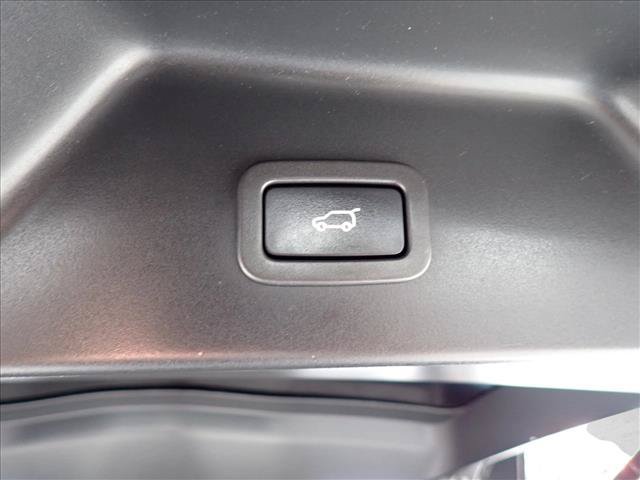 Used 2019 Land Rover Range Rover Long Wheelbase Supercharged AWD/4WD image 9