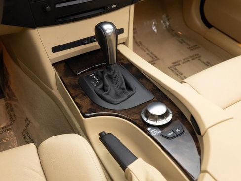 Used 2004 BMW 545i Sedan image 20