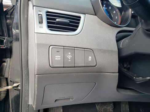 Used 2013 Hyundai Elantra GLS image 27