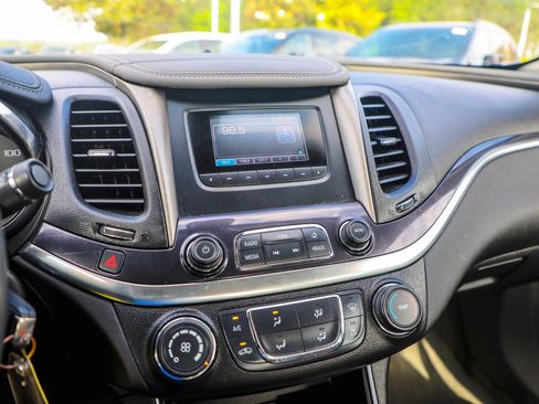 Used 2017 Chevrolet Impala LS FWD image 13