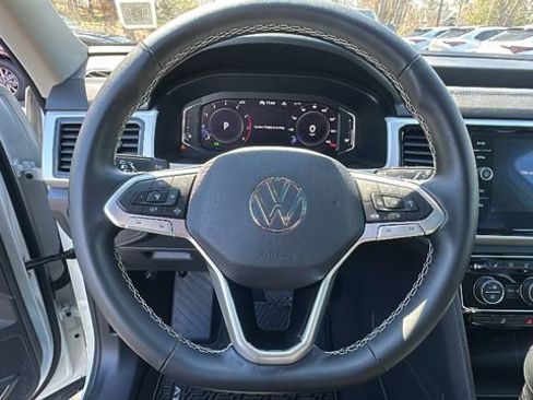 Used 2022 Volkswagen Atlas SE image 15