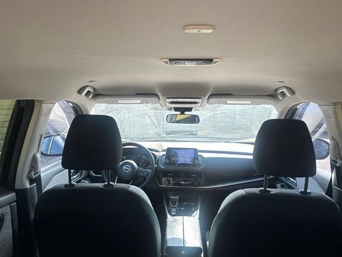 Certified 2023 Nissan Rogue SV FWD image 19
