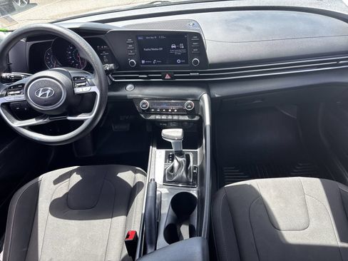 Used 2022 Hyundai Elantra SEL FWD image 53