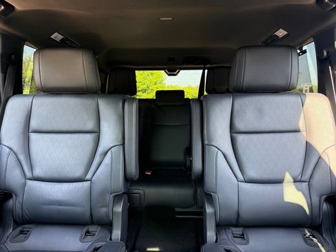 Used 2024 Toyota Sequoia Platinum AWD/4WD image 20