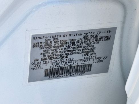 Certified 2025 Nissan Kicks SV image 29