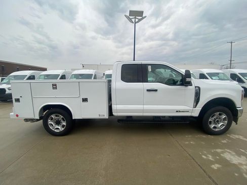 New 2026 Ford F250 XLT image 9