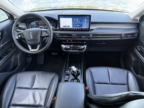 Certified 2023 Lincoln Corsair FWD w/ Equipment Group 101A image 24